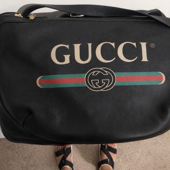 Gucci Black Leather Messenger Bag with Green-Red Web and Cream Logo